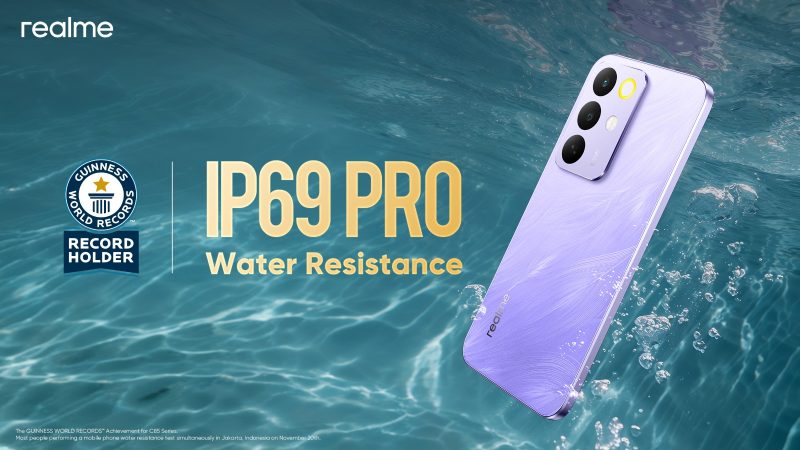ওয়াটার-রেজিজট্যান্সে গিনেস ওয়ার্ল্ড রেকর্ডস করল রিয়েলমি সি৮৫ সিরিজ